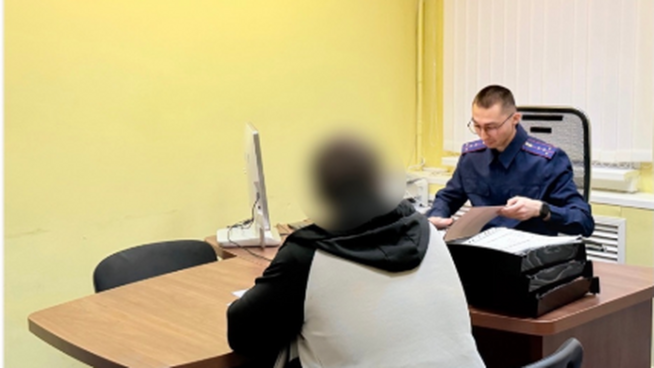 Бывшего полицейского в Самаре осудили за незаконную миграцию Сотрудник полиции не проводил обязательные пров...