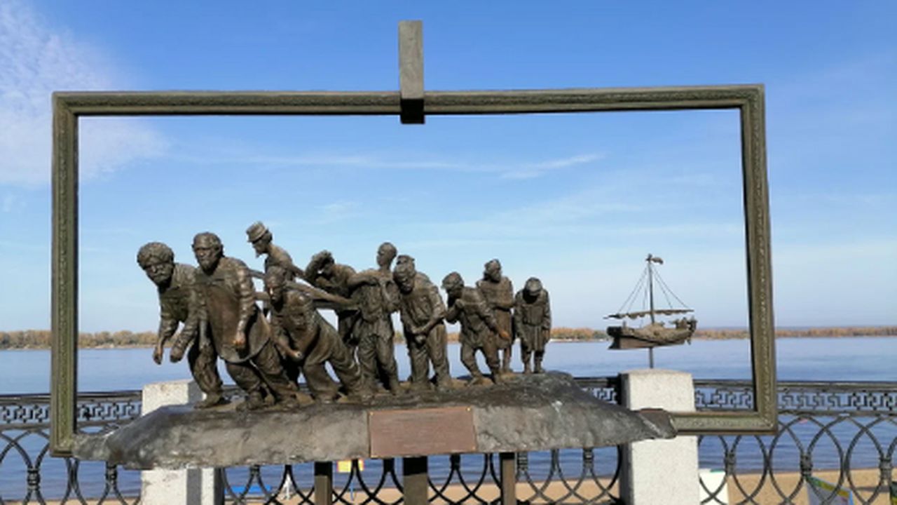 Полотно уже заняло свое место в залах Самарског...
