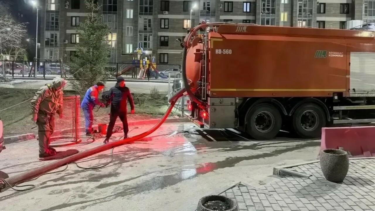 В Самаре канализационные насосы в «Боярском дворе» забиваются мусором Специалистам приходится приезжать по нескольку ...