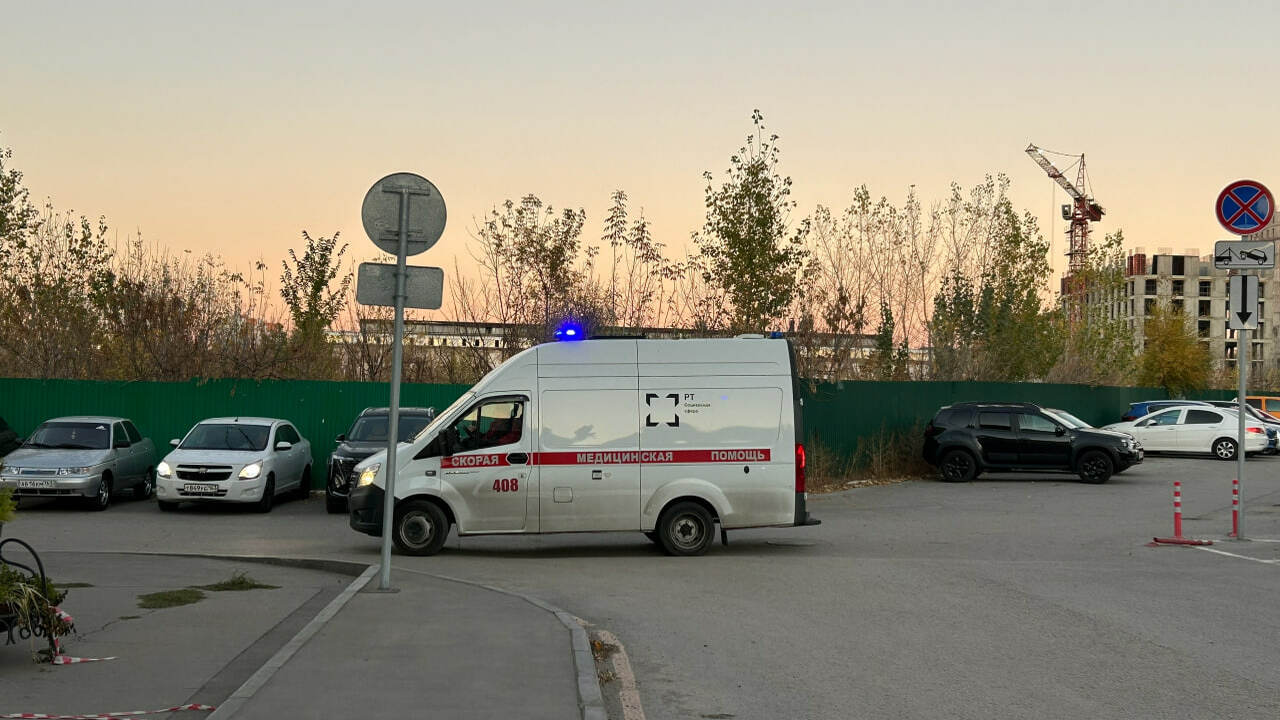 Замглавврача скорой помощи Валентин Косымский в...