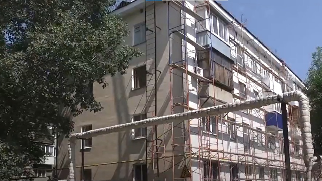 В Чапаевске завершается капремонт двух домов из 23 запланированных За качеством выполнения работ ведется обществен...