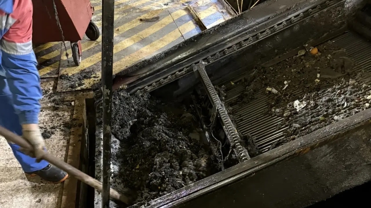 На объект поступило большое количество бытового...