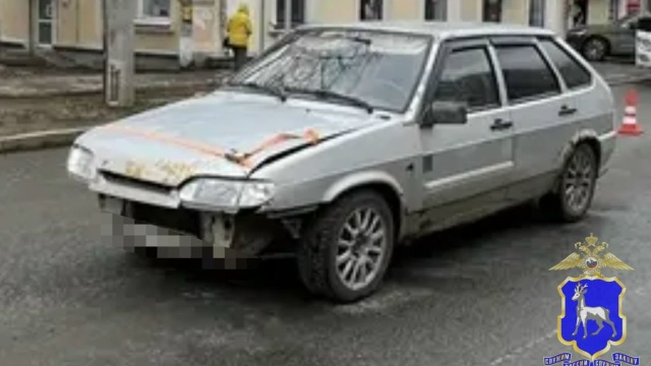 Женщина переходила дорогу в неустановленном месте