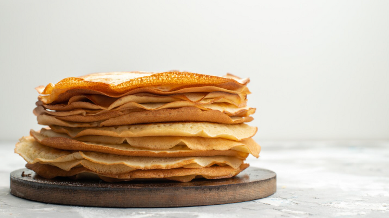 Диетолог советует не есть более 2–3 блинов в де...