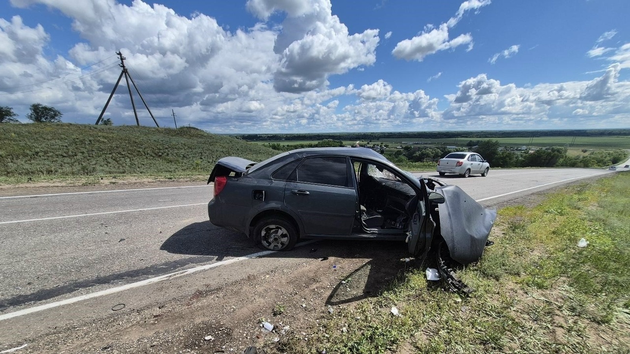 После аварии водитель Chevrolet был доставлен в...