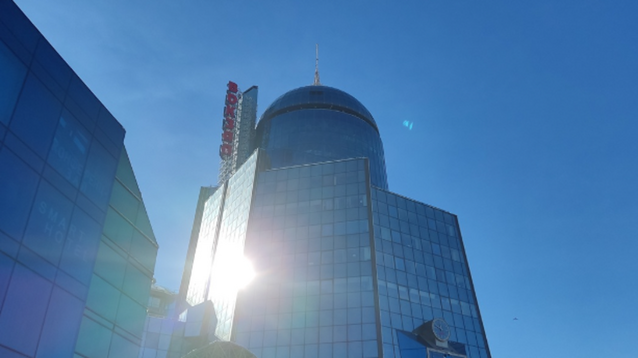 В Самаре у ЖД вокзала ночью сформировалась гига...
