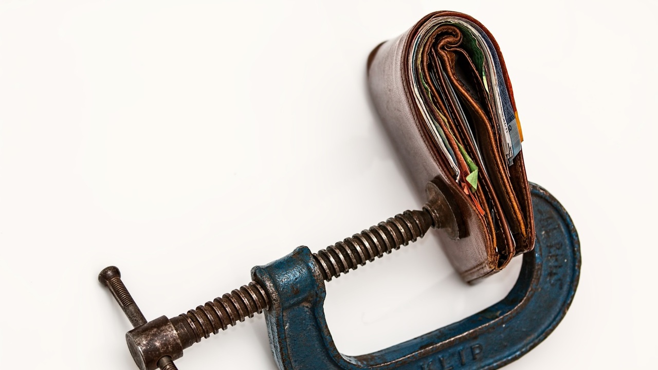 Самарские подростки в полтора раза чаще готовы снижать зарплатные запросы По данным hh.ru, более молодые соискатели готов...