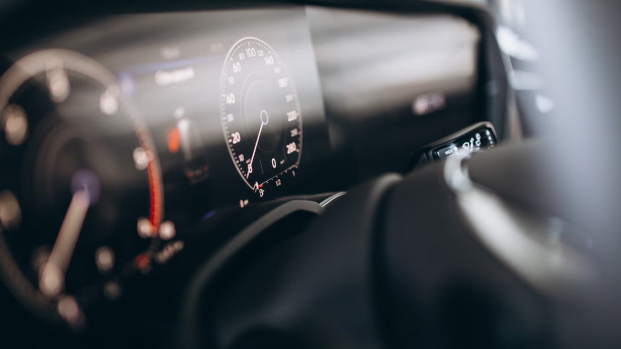 В России ужесточили правила для водителей и пер...