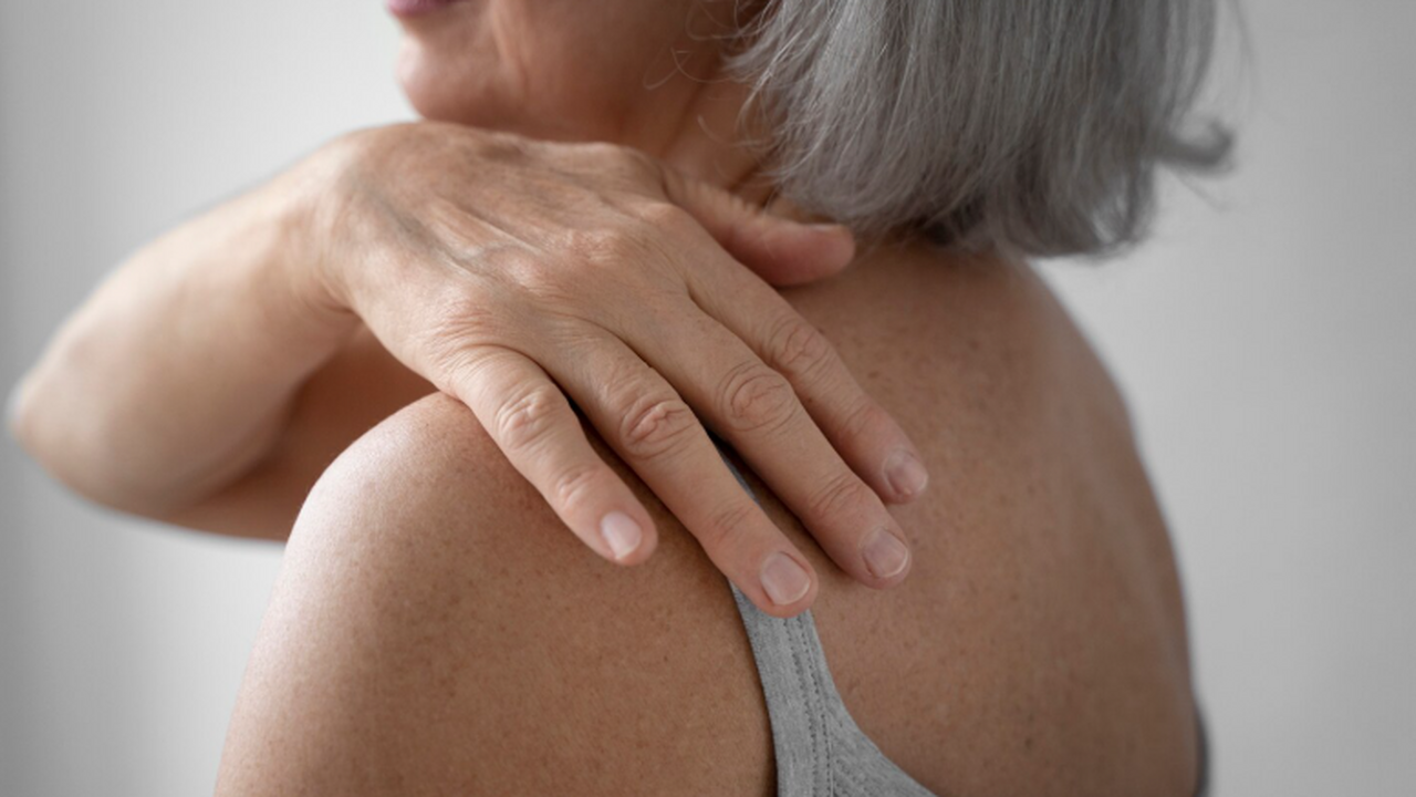Daily Mail: боль в плече может быть ранним симптомом рака печени Боль в правом плече может быть отраженным призн...