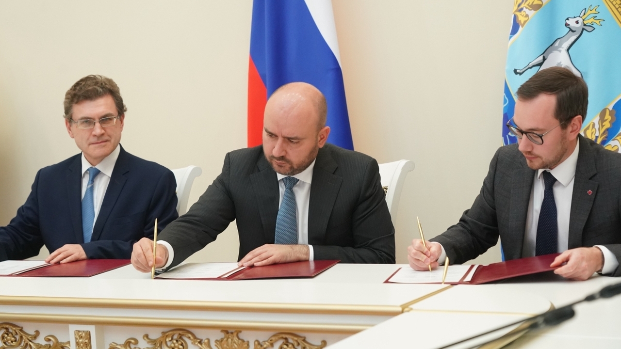 Создание единой системы гуманитарной поддержки: результаты и перспективы сотрудничества Самарской области и Красного Креста Создание единой системы гуманитарной поддержки:...