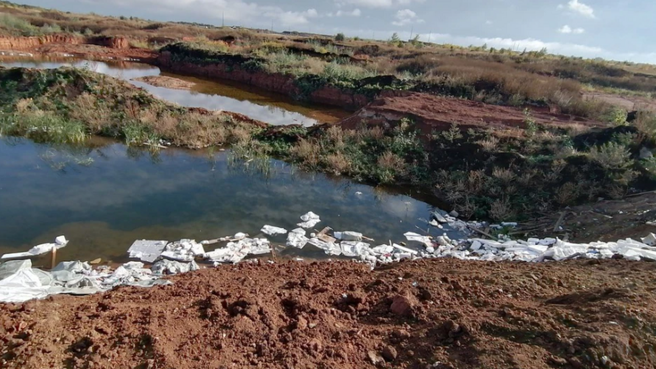 Загрязнение на лицо. Мусор с самарского предприятия оказался в природе Самарский завод заставили выплатить более 43 мл...