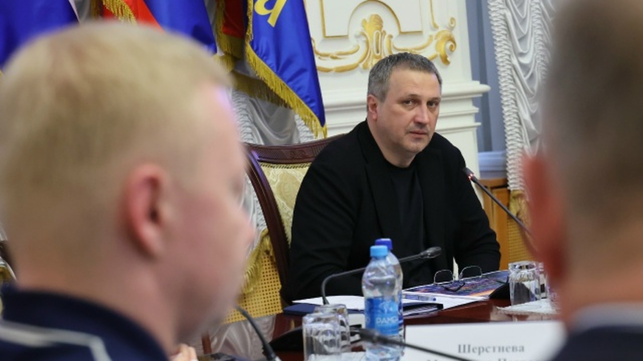 Власти заявили о намерении навести порядок в сф...