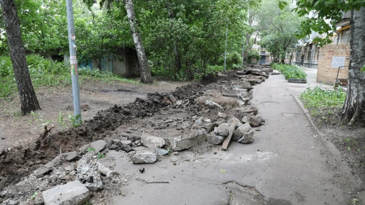 Решение принимается. В Самарской области будут решать проблемы под ногами людей В Самаре планируют отремонтировать дорогу возле...