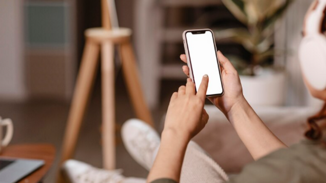 Apple под давлением: iPhone 15, 16 и 17 могут исчезнуть с прилавков США iPhone 15, 16 и 17 могут исчезнуть с прилавков США