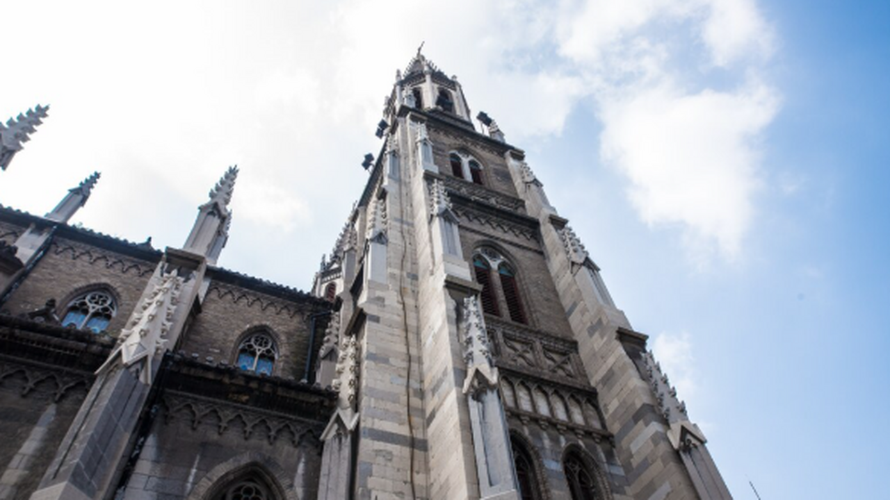 В московском храме Святого Андрея приостановили службы из-за действий священника Московский англиканский храм Святого Андрея при...