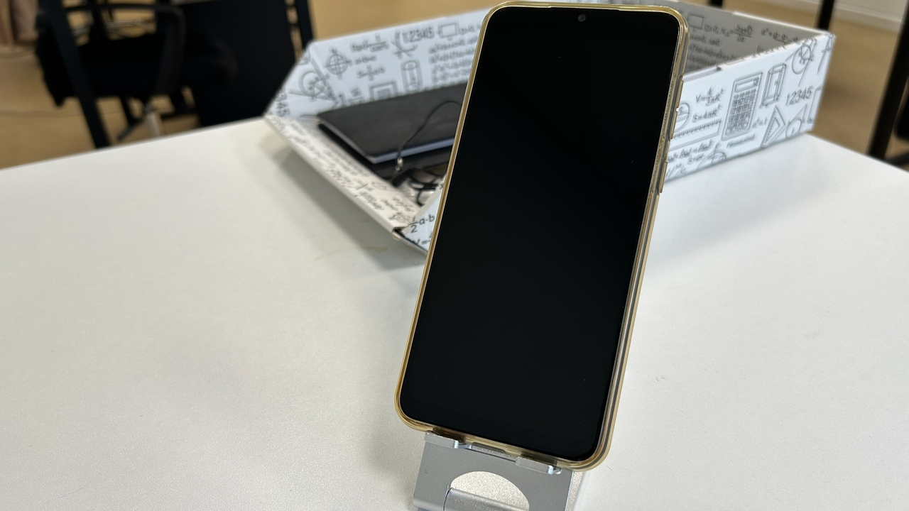 МВД России сообщает о вербовке подростков через...