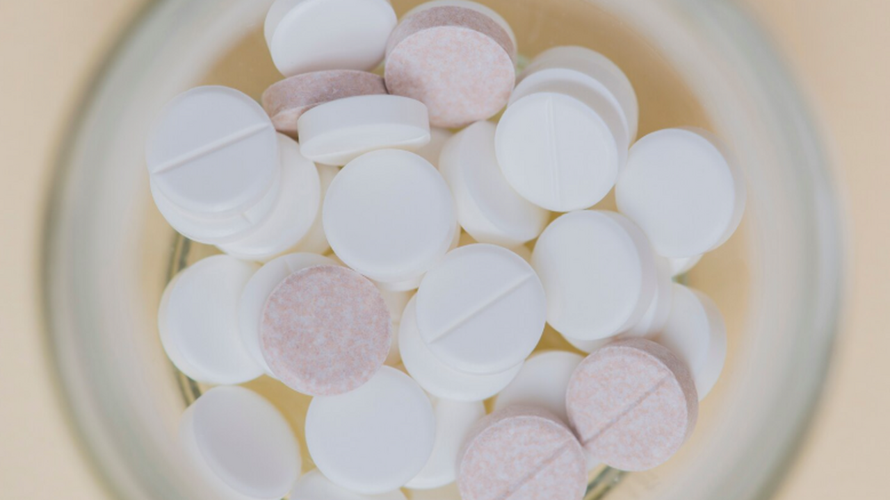 Доктор Мясников предупреждает о рисках кровотеч...