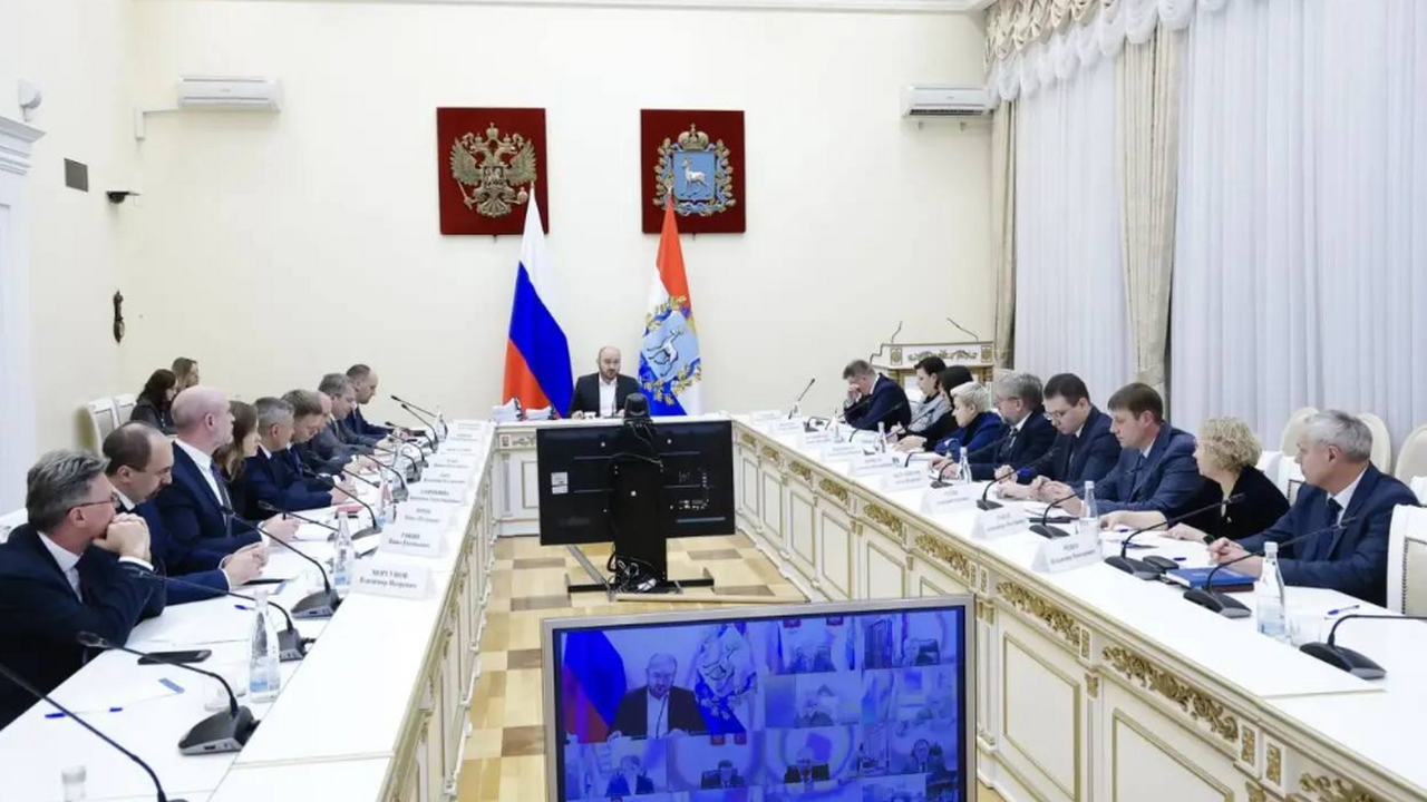 В четверг, 11 декабря, губернатор Вячеслав Федо...