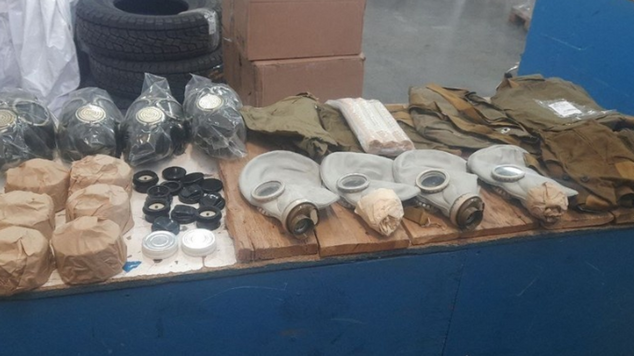 В Оренбурге изъяли посылку с противогазами и химсигналами Самарская таможня сообщила о предотвращении поп...
