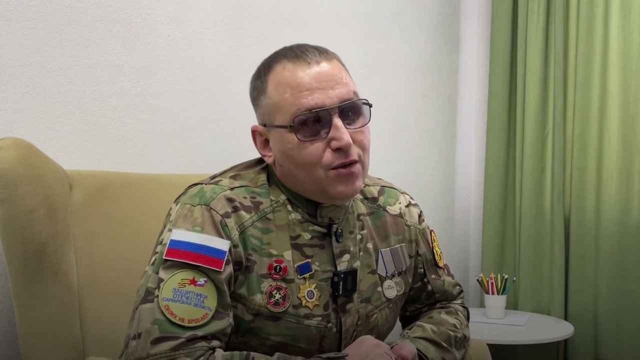 Кабинет психологической поддержки работает на б...