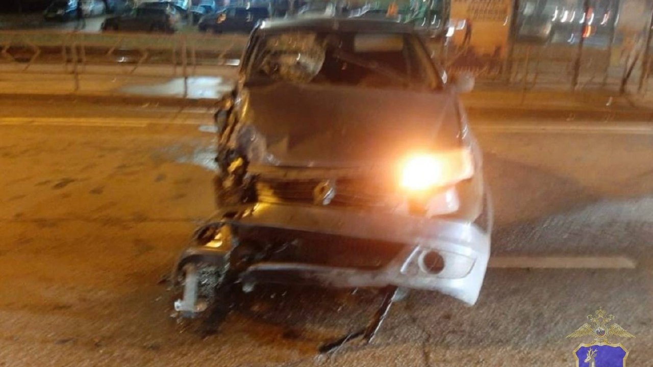 В Самаре столкнулись Renault Logan и Duster на Демократической 14 ноября 14 ноября около 19:15 на улице Демократической ...