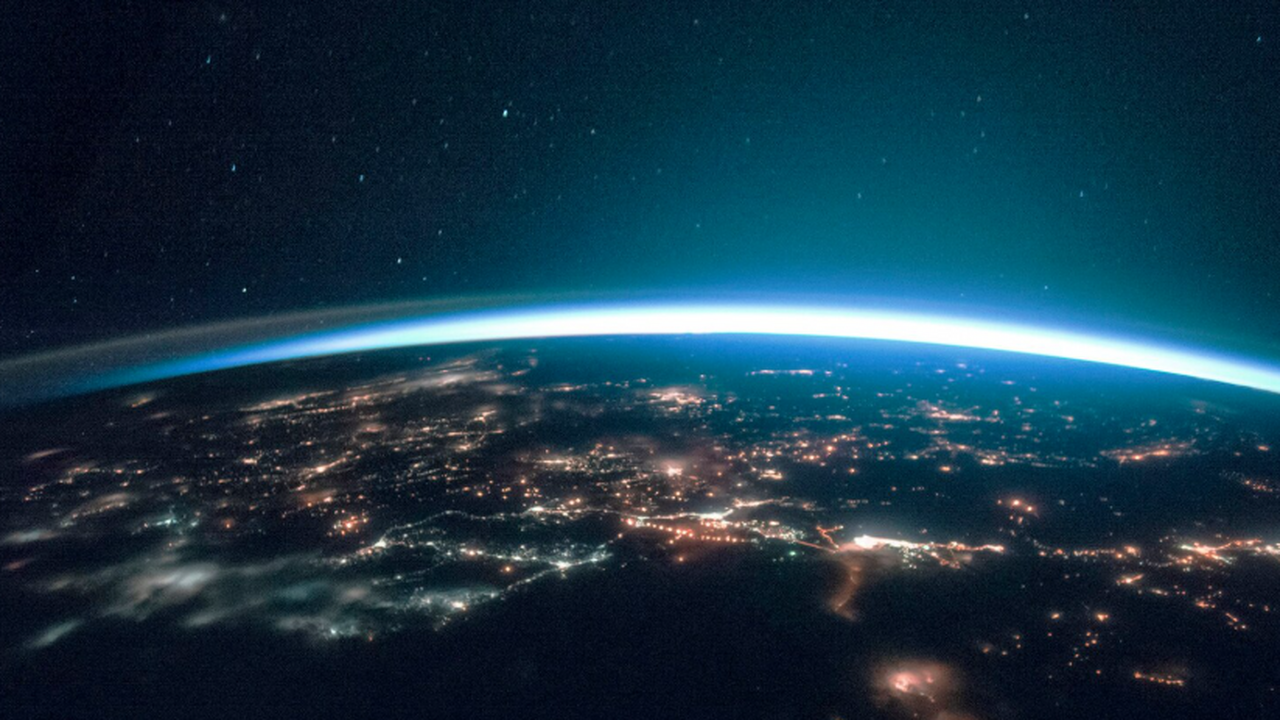 Северный магнитный полюс больше не «привязан» к...