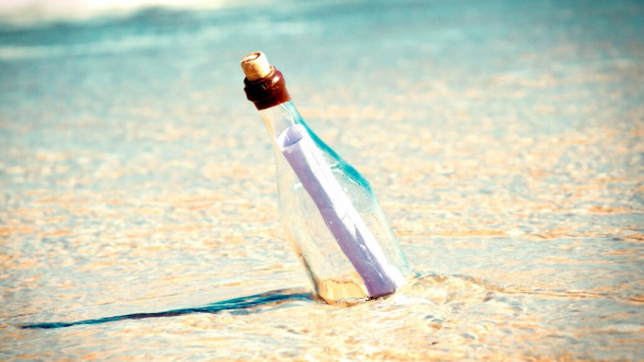 После шторма, вызванного циклоном «Ваиану», на ...