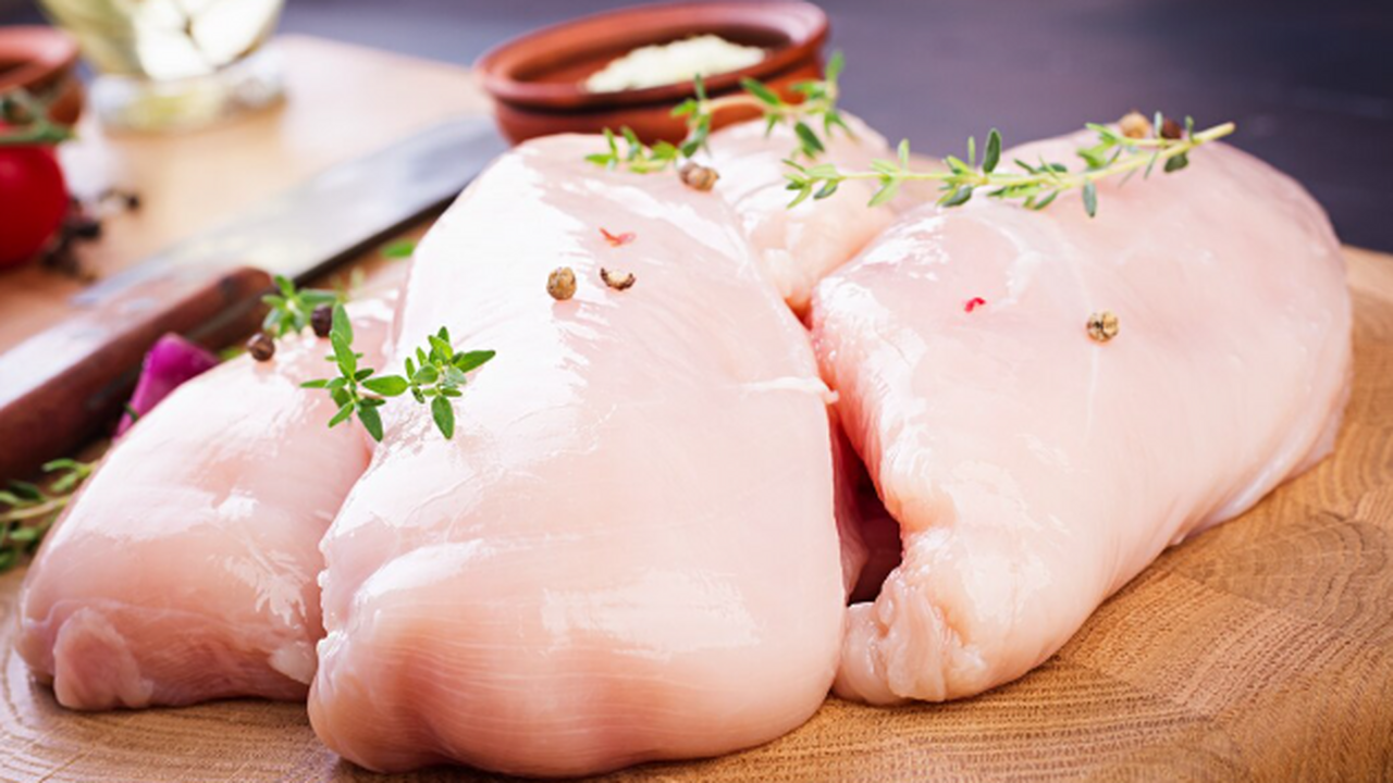 Врач назвал самое полезное мясо: ешьте каждый день — самое доступное и очень питательное Куриное мясо даёт полноценный белок без «тяжест...