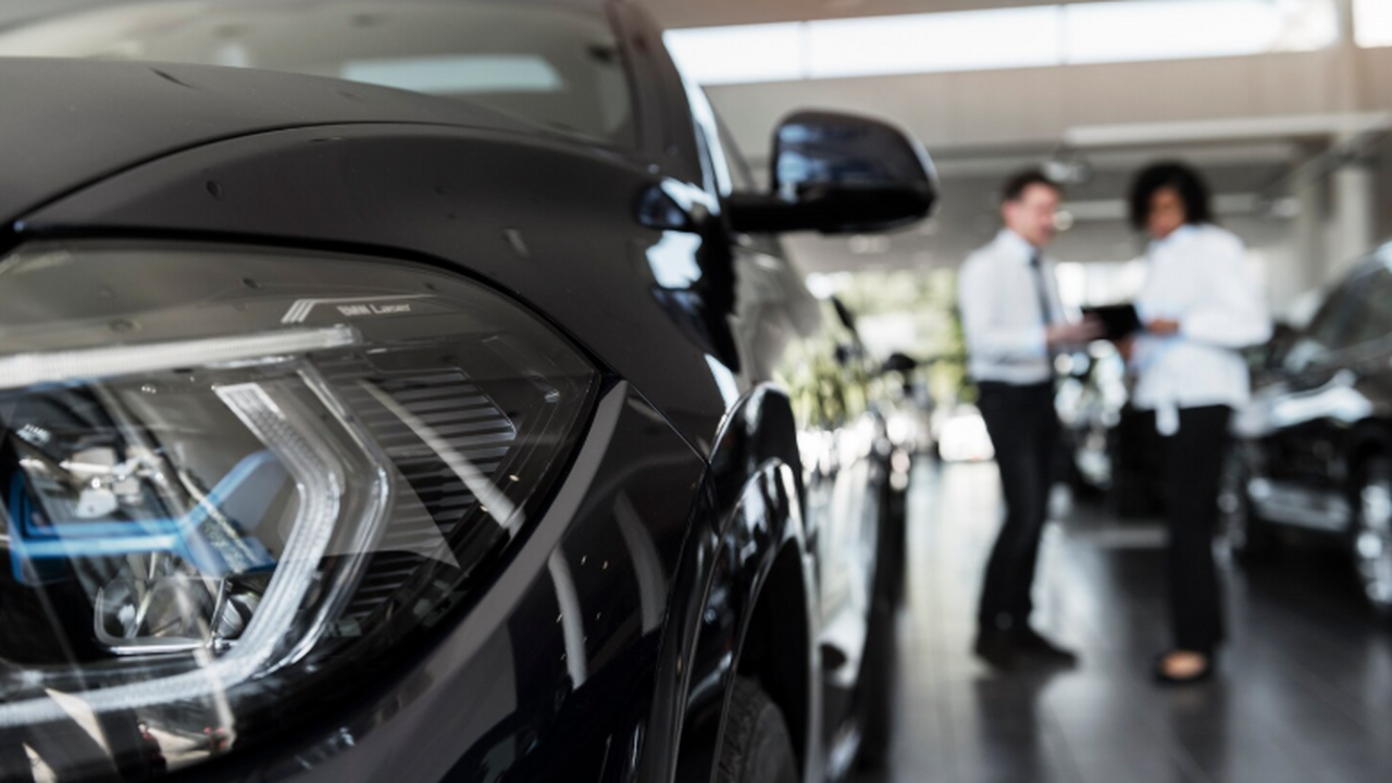 Полная остановка финского завода Valmet Automot...