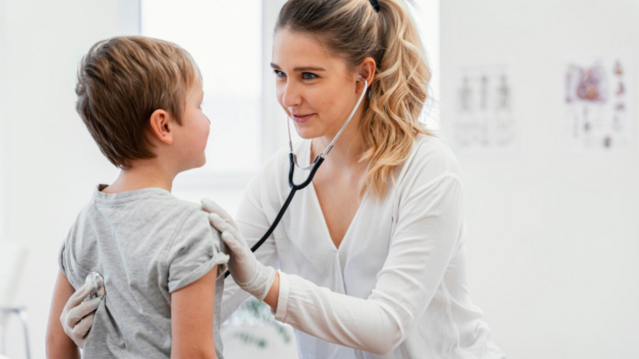 Телемедицина для детей: Минздрав утвердил новый порядок детской помощи Новый порядок педиатрической помощи в России вк...