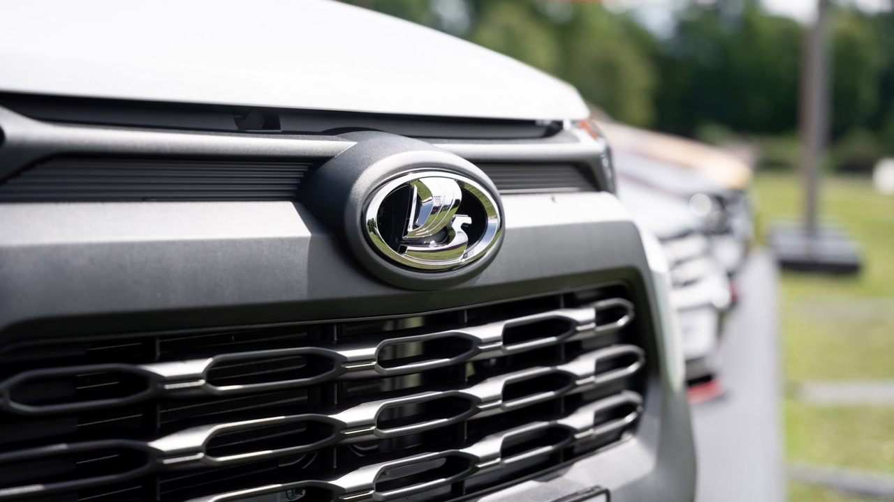 АвтоВАЗ планирует сборку Lada в Венесуэле и расширение на Южную Америку Компания АвтоВАЗ рассматривает возможность сбор...