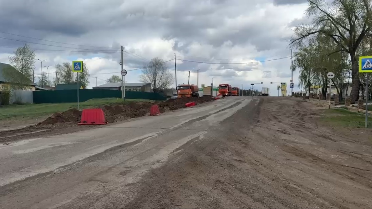 На дорогах были зафиксированы выбоины, просадки...