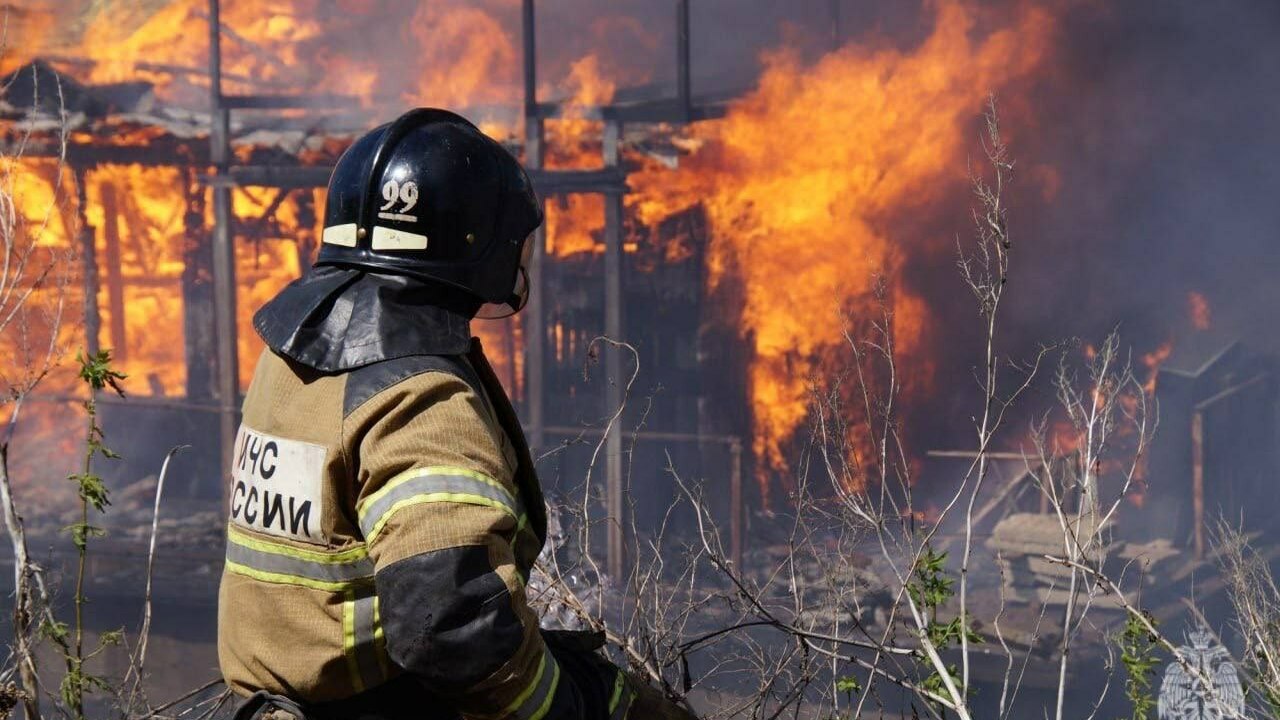 Депутат упомянул два возгорания старых домов 21...