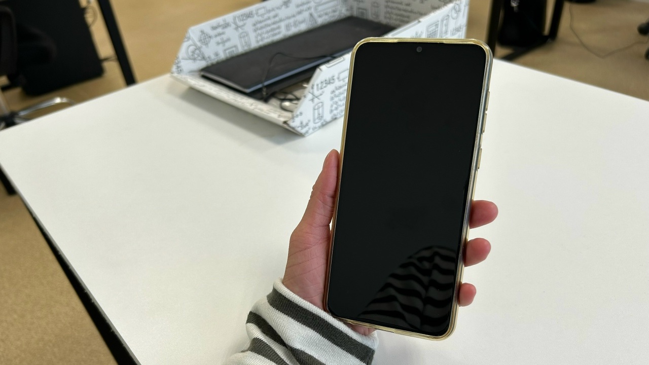 Изначально программа работала как обычный инстр...