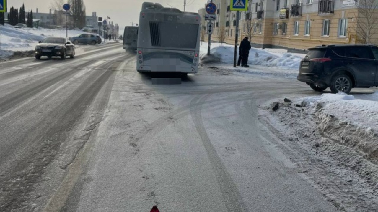 Девочка была госпитализирована с места аварии