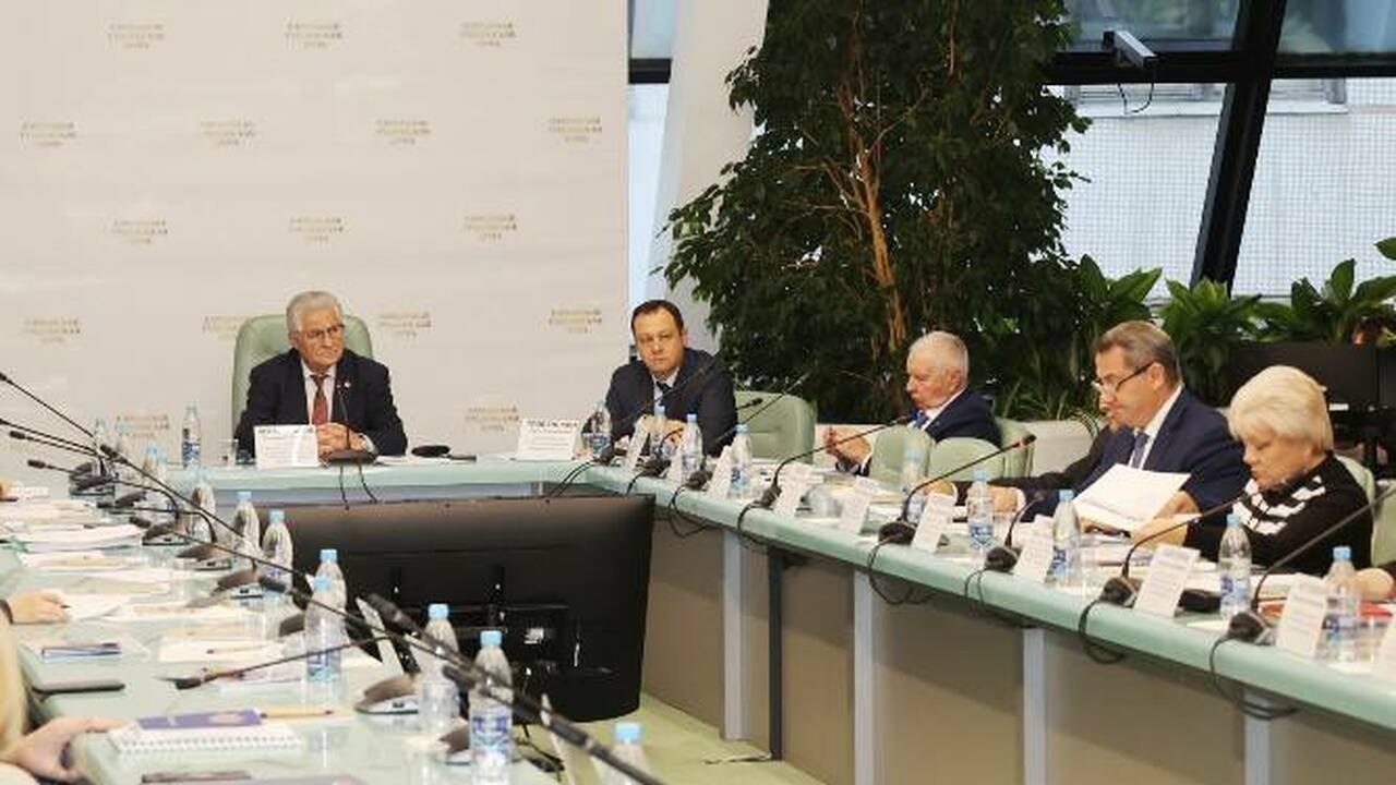 Участники СВО получили 985 специальных мест в вузах Самарской области Совет ректоров области подвел итоги приемной ка...