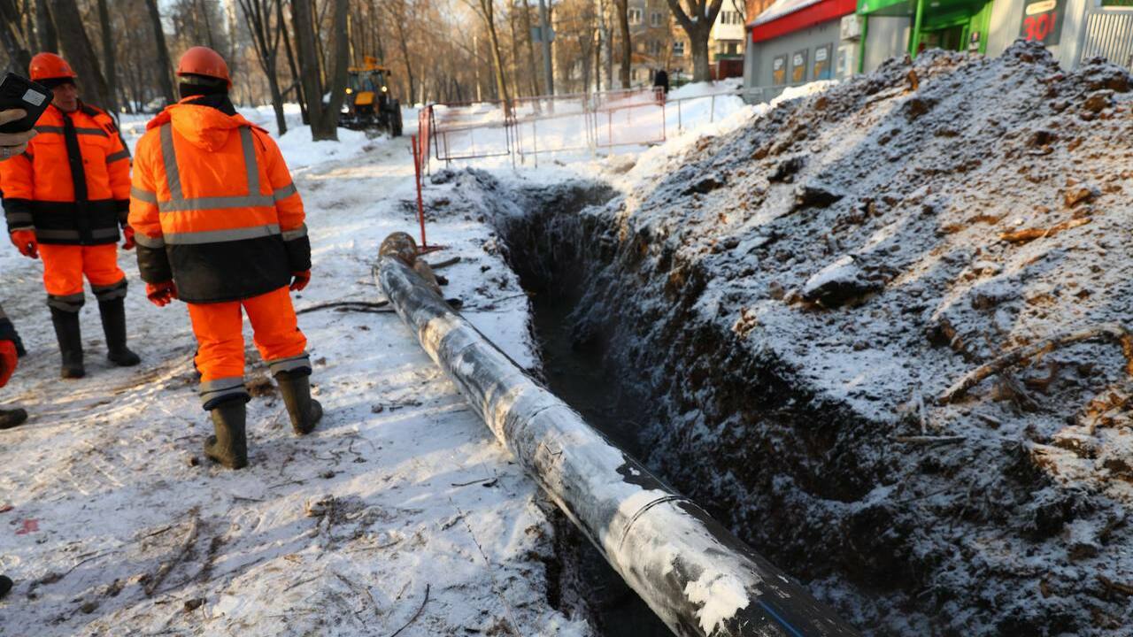 В Самаре проверили ремонт сетей водоснабжения и водоотведения Инспекцию провел заместитель главы города Михаи...