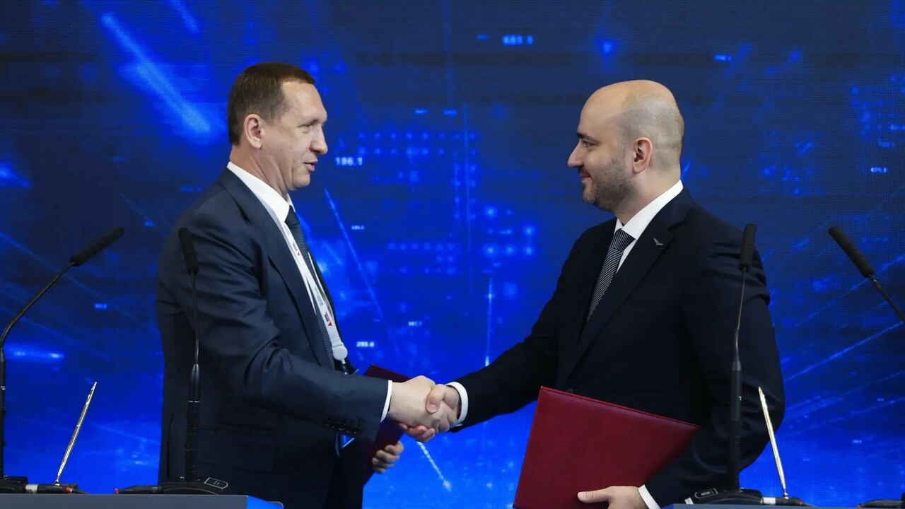 Сегодня на Петербургском международном экономич...