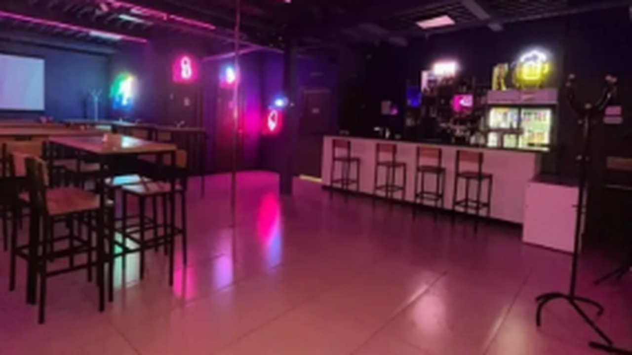 В Самарской области пресекли незаконную ночную продажу алкоголя в караоке-баре Нарушение квалифицировано по части 3 статьи 14....