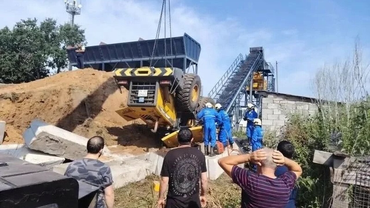 Инцидент случился в 9:24 на территории кафе «Св...