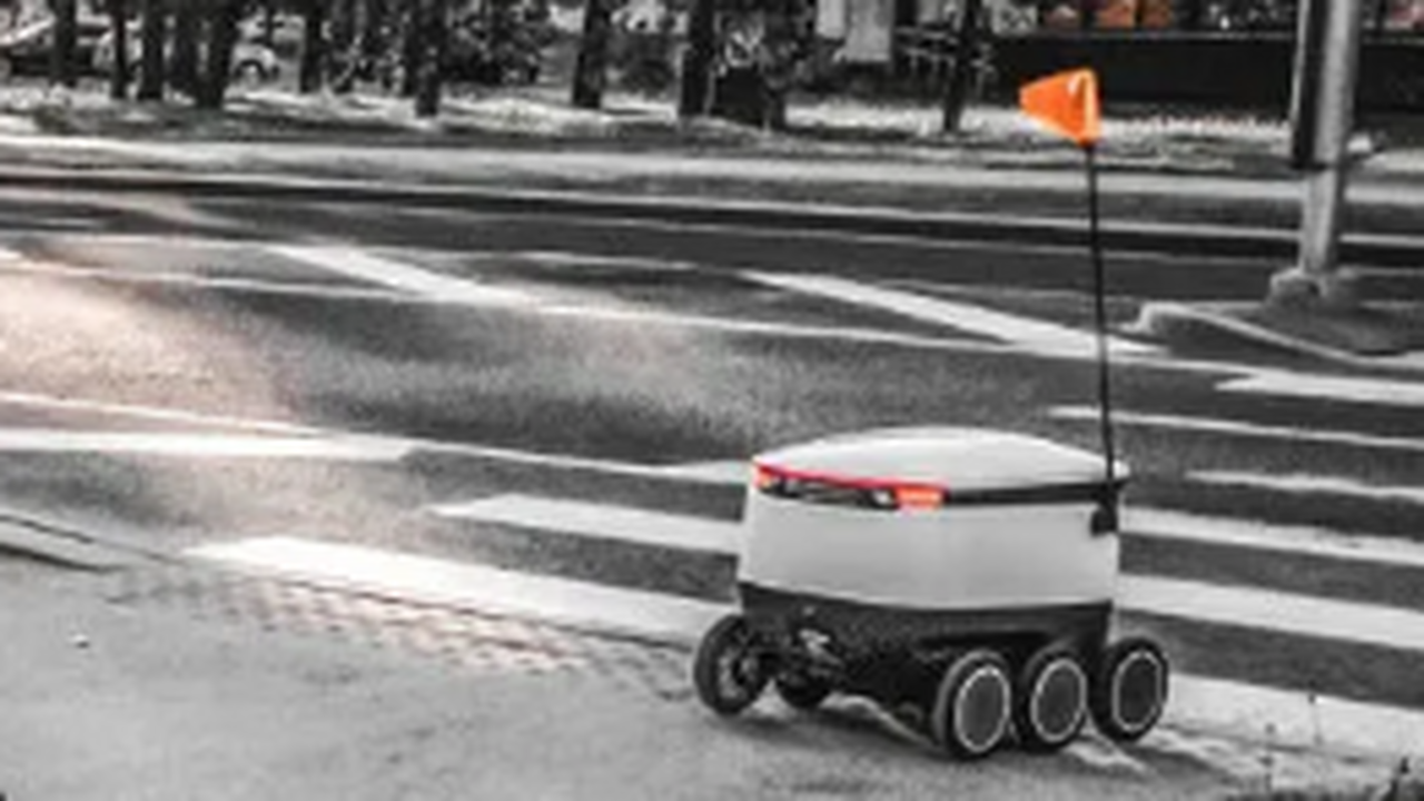 В Самаре тестируют роботов-доставщиков в рамках проекта 37 регионов Проект закона о функционировании роверов в губд...