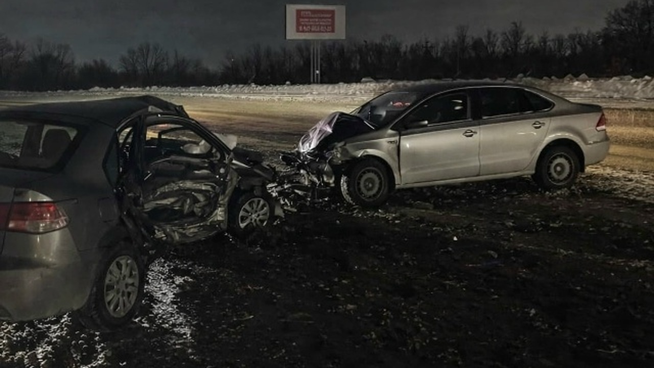 В ДТП пострадали 3 человека, они госпитализированы