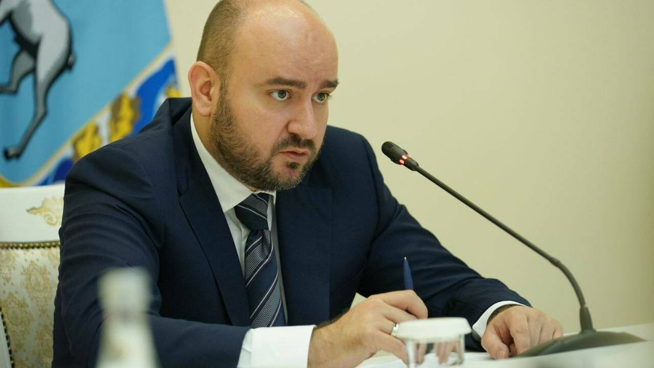 Губернатор Федорищев поручил ускорить работу муниципалитетов по пожарной безопасности В среду, 6 августа, губернатор Вячеслав Федорищ...