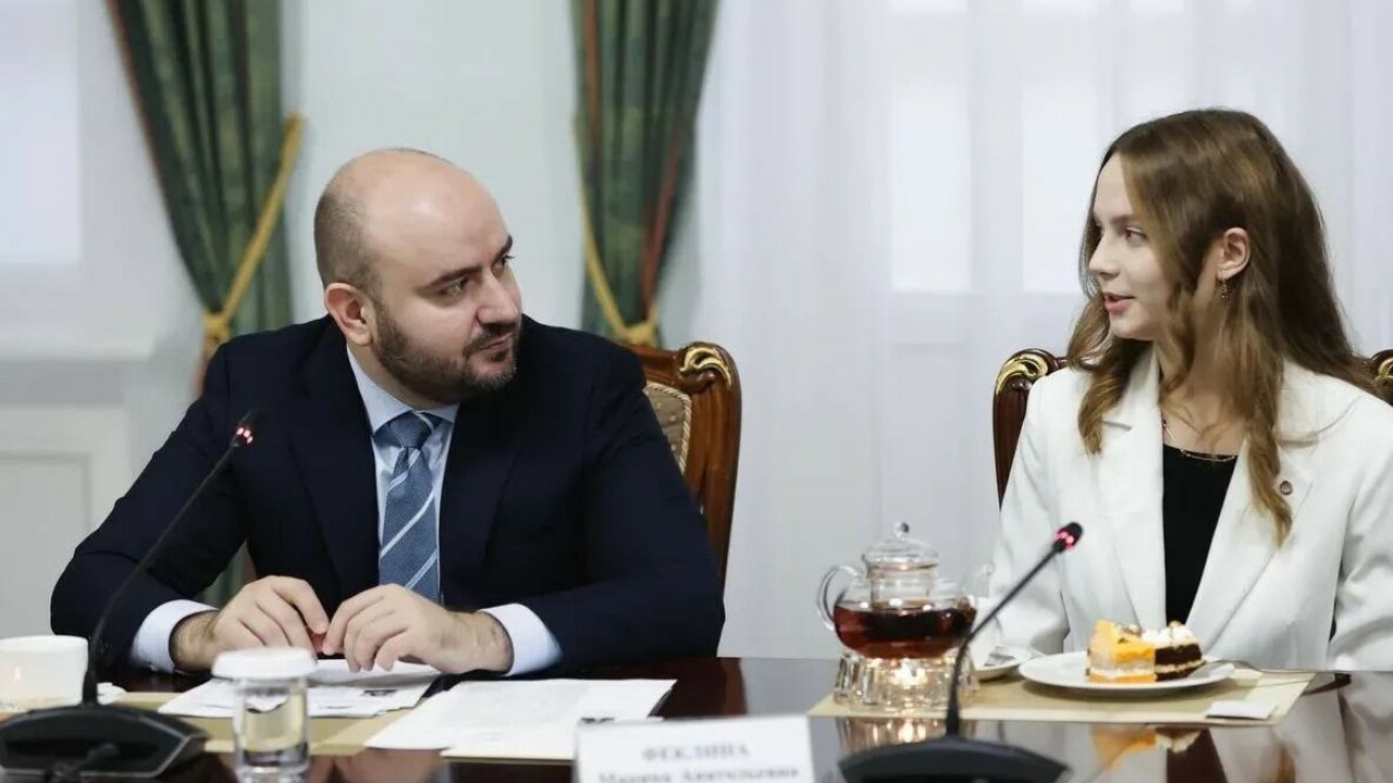 Вячеслав Федорищев встретился с победителями конкурса «Студент года» в Самарской области Сегодня, 25 ноября, губернатор Самарской област...