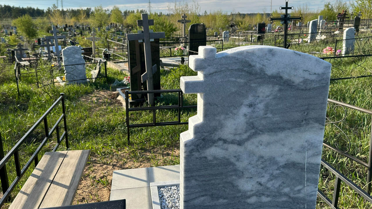 Священник Ефанов разъяснил, нужен ли крест на могиле некрещёного Священник Андрей Ефанов рассказал, почему крест...