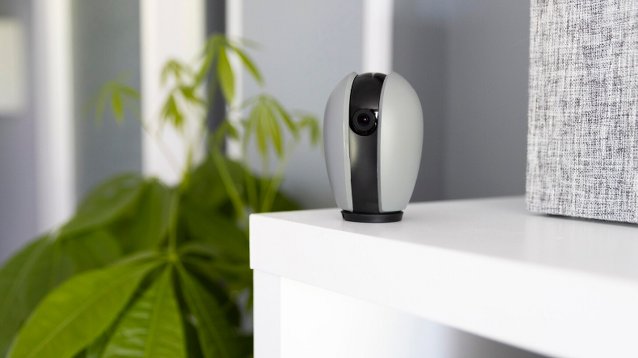 Эксперт Зыков рассказал, как найти скрытые камеры в отелях и съемных квартирах Эксперт Runet Владимир Зыков в беседе с RT объя...