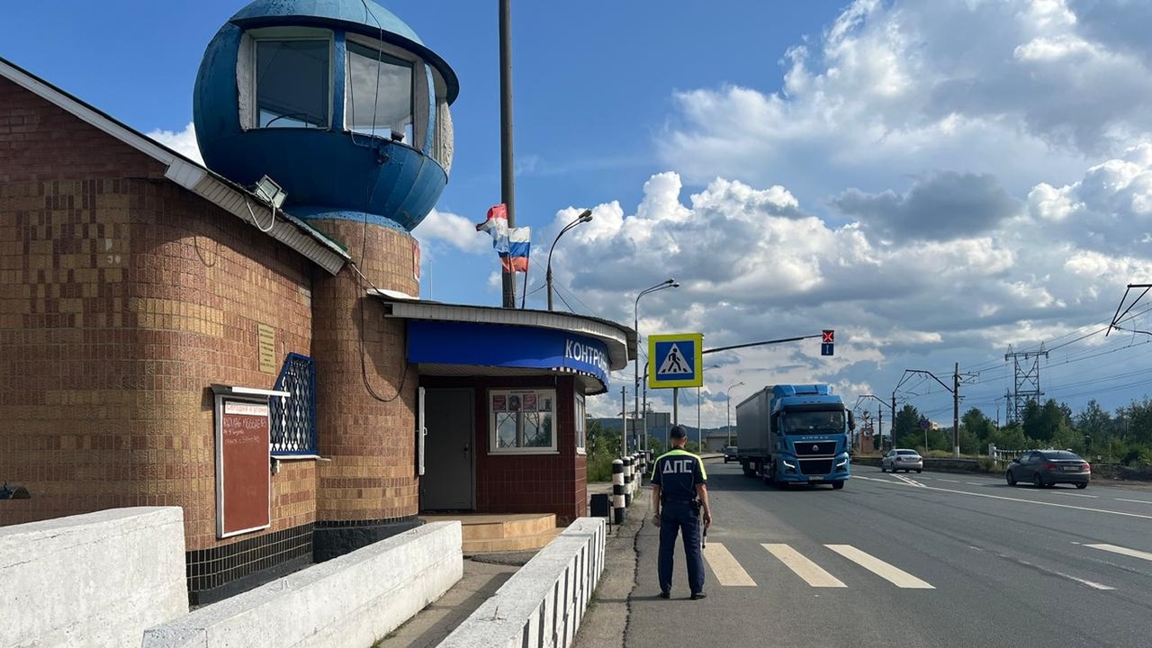 В Тольятти полицейские задержали иностранца с поддельным удостоверением Мужчина зарегистрирован в соседнем регионе, раб...