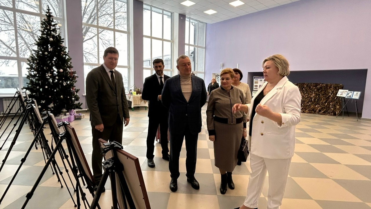 Всего за пять лет в районе отремонтировали пять...