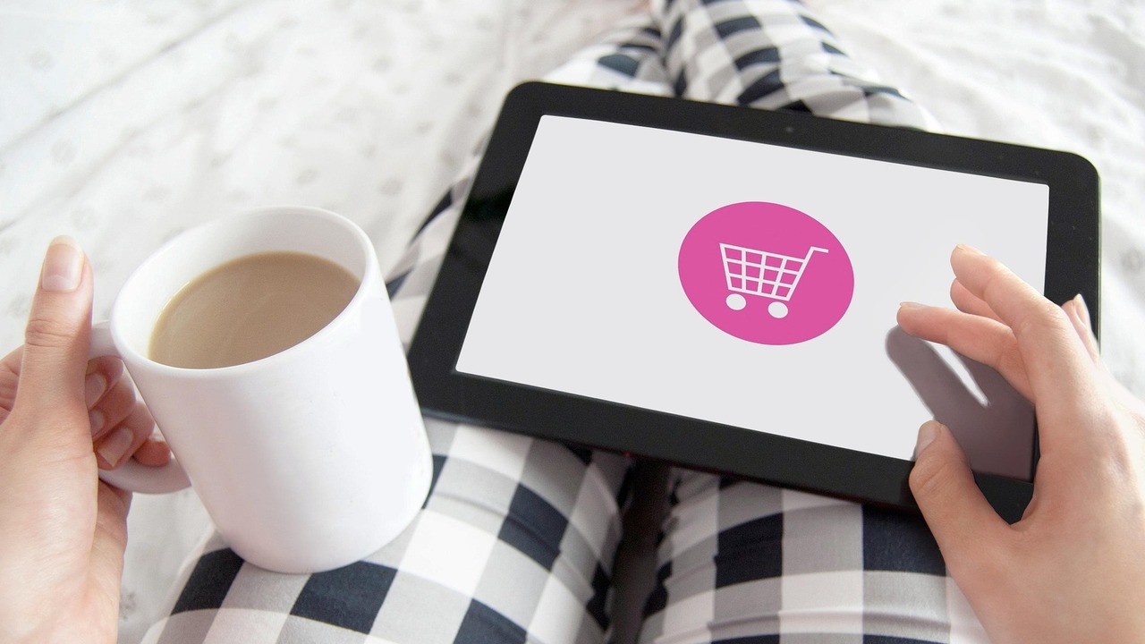 Онлайн-шопинг становится удобным инструментом д...