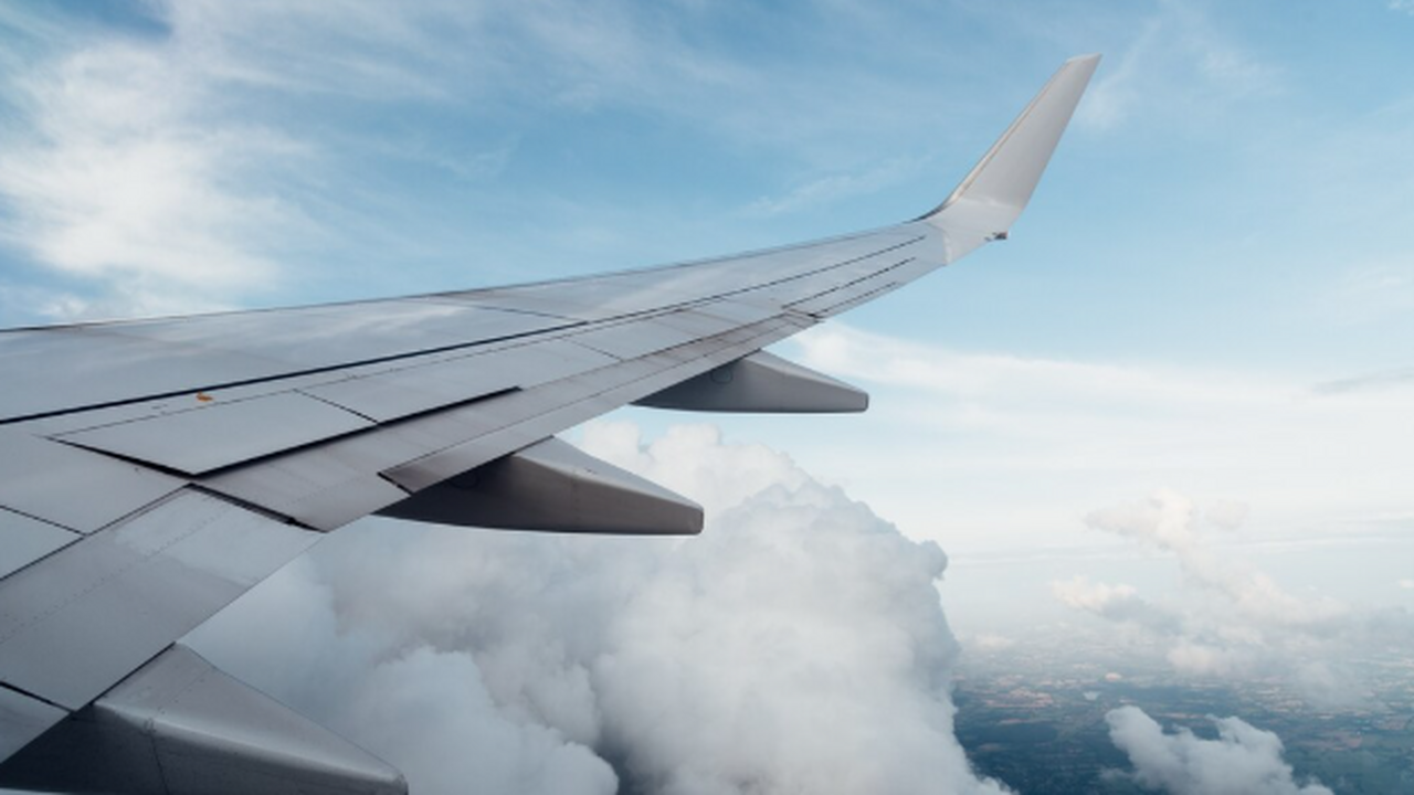 Авиакомпания AZUR air отменила рейсы в Паттайю ...